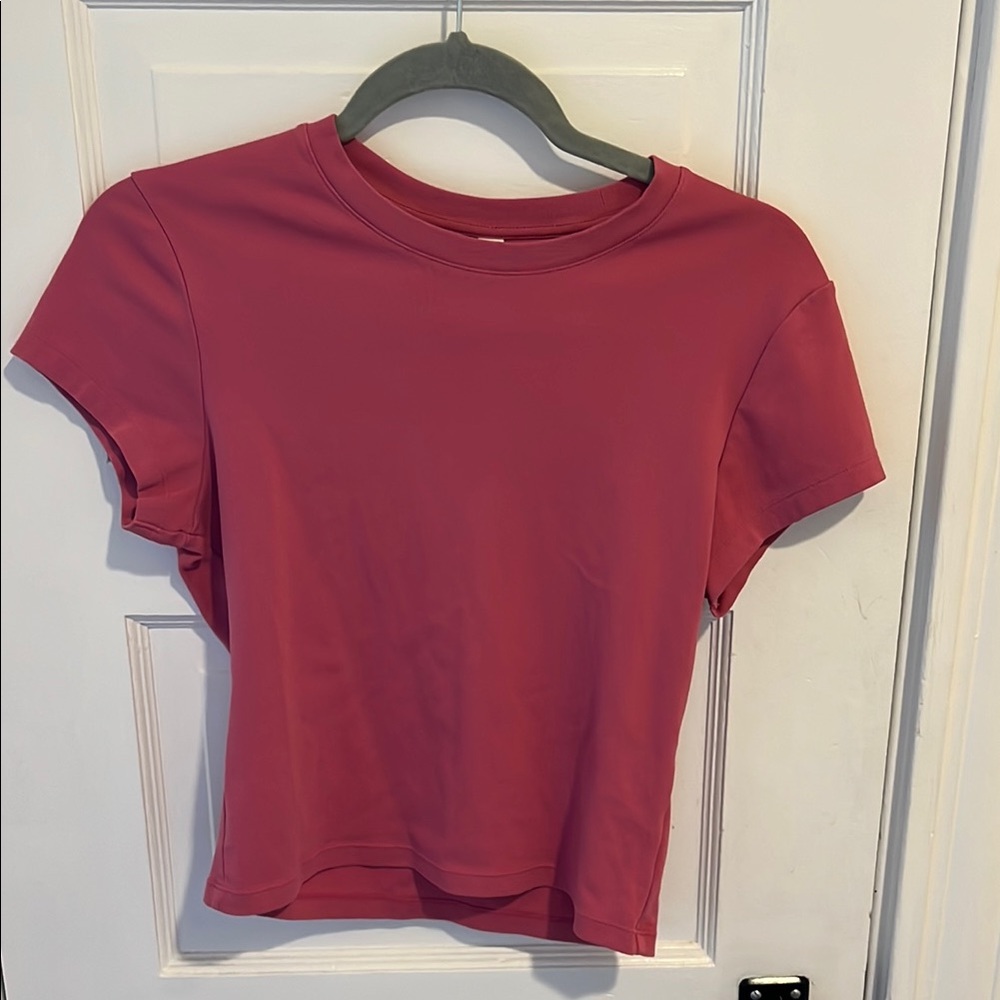 Uniqlo Pink Cropped Fitted T-Shirt